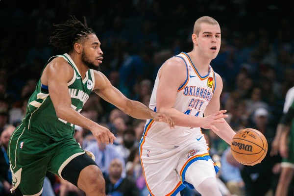 兩主力缺陣負公鹿 雷霆一哥不保