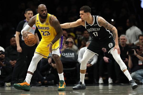 占士確認唔走 湖人破「網」迎利夫斯復出