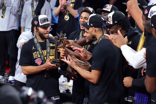 賓遜膺NBA盃MVP：沒有隊友贏不了