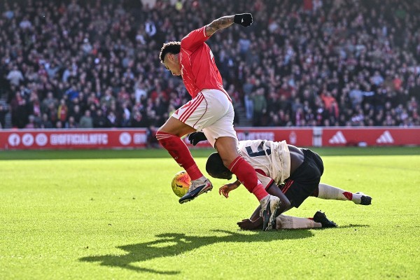麥卡里士打補時奠勝 利物浦1：0森林