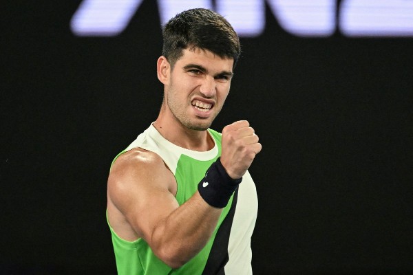 艾卡拿斯澳網晉級 大威「一輪遊」