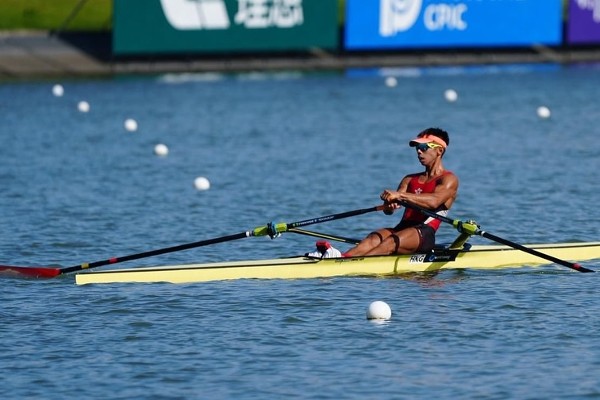 趙顯臻洪詠甄闖全運賽艇決賽A爭牌