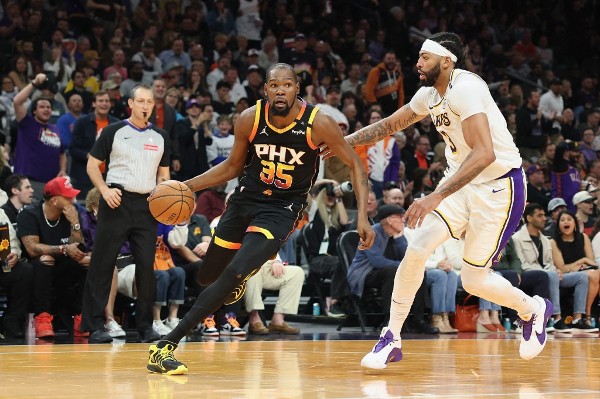 NBA倒戈11月 KD、AD重遊故地