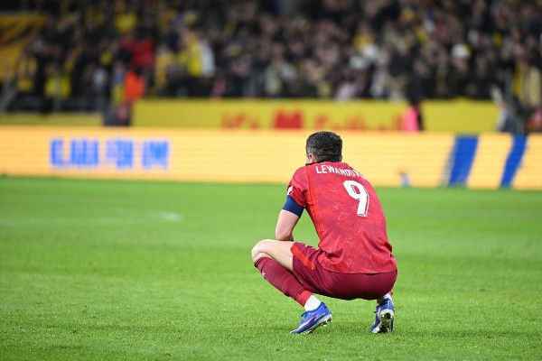 約基利斯變瑞典英雄 羅拔落淚