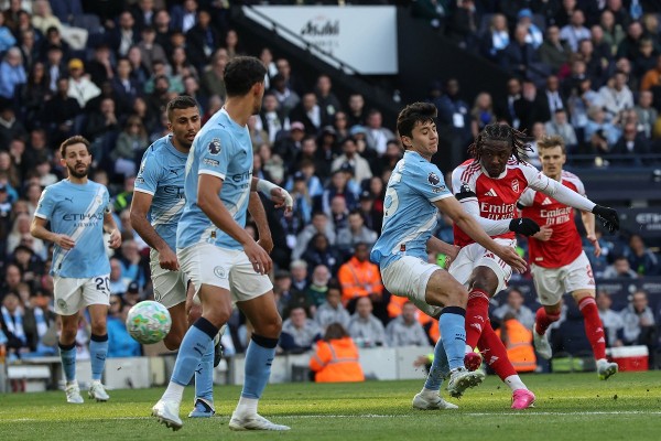 【英有此理】兩極化