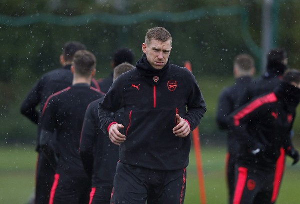 梅迪薩卡季尾離開兵工廠