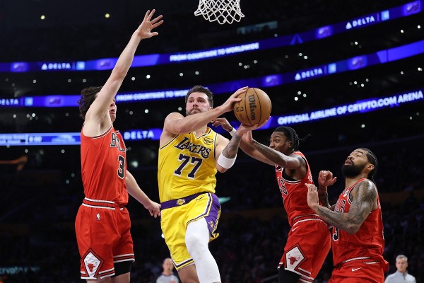 湖人劏「牛」 當錫51分準三雙