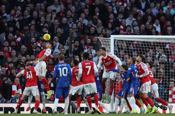 【英有此理】謎之角球