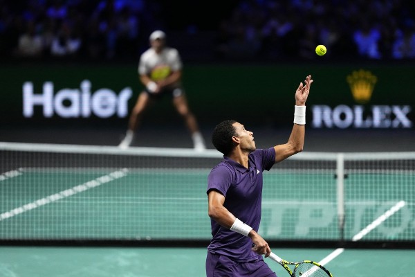 艾加阿利亞森晉級準決賽。©AFP