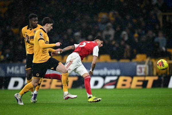 補時被狼噬  阿仙奴遭逼和