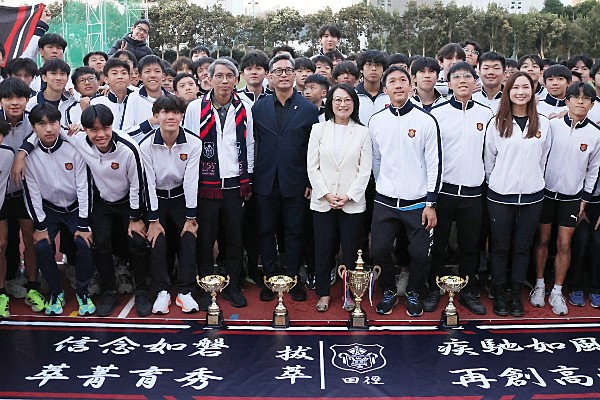 古綽峰跑出個人最快  男女拔萃蟬聯總冠軍