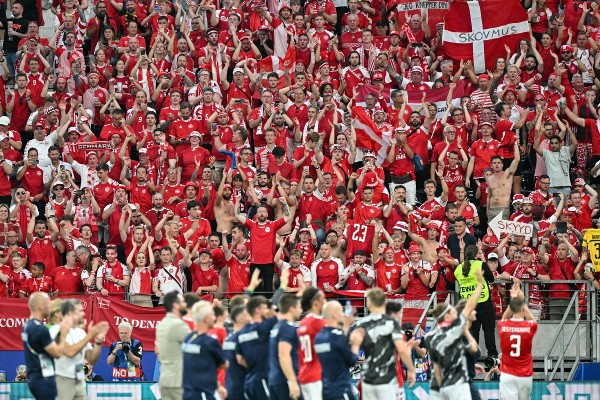 丹麥被UEFA罰款 足總尋「兇手」找數