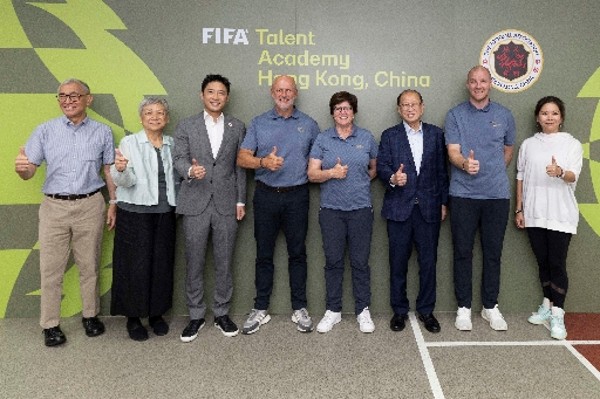 足總宣布設立專為12歲以下女子球員而設
的FIFA精英學院HKFA