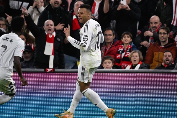 安巴比2+1  皇馬贈畢爾包3蛋