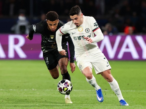 柏度尼圖推拾球童勢遭UEFA懲罰