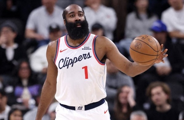 夏登最後8分半鐘狂轟16分 快艇OT斬速龍