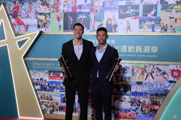 趙顯臻十年一劍終償願 偕何甄陶首膺十傑