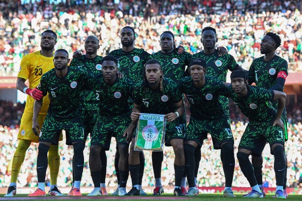 「超霸鷹」非洲盃衝冠 主帥查利記一功