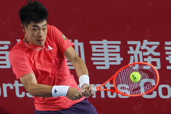 先輸1盤連下兩城反勝 黃澤林挫迪亞路晉8強