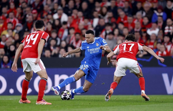 安巴比受傷缺陣 球員軍醫斥責皇馬