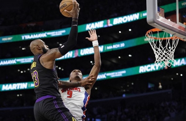 湖人替占士賀壽 兩新秀領唱生日歌