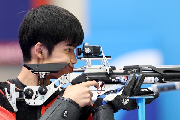 中國奪巴黎奧運首金 混合團體10米氣步槍稱霸