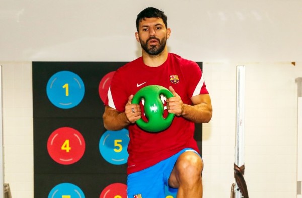 阿古路：基斯文bang一聲就消失