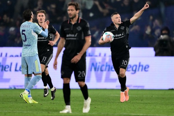 英格蘭史上第一人  華迪膺意甲11月最佳