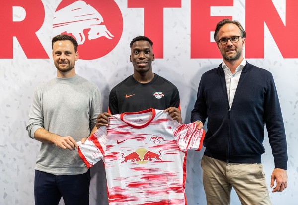 摩列巴插巴塞：講大話誣蔑我貪錢