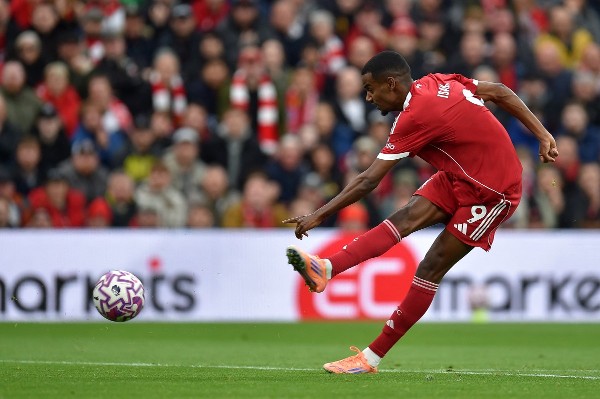 伊薩接死亡恐嚇 購護衛犬看守家園