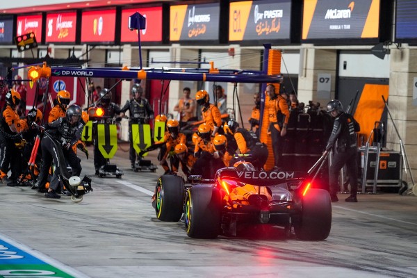 羅利斯無奈：為車隊出錯「埋單」