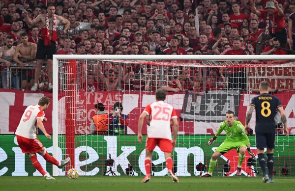 拜仁一度反超前2:1。©AFP
