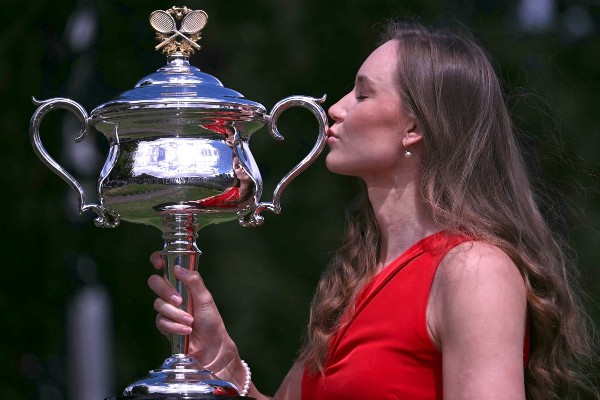 美艷賴芭堅娜目標做一姐