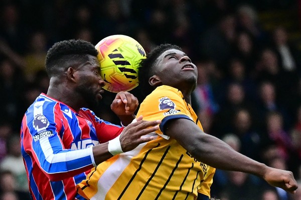 水晶宮白禮頓互交白卷