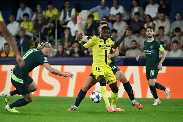 湯馬斯出「廠」上「艇」判若兩人？