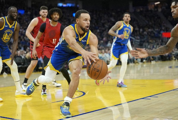 咖喱三分球新里程 勇士輕取拓荒者