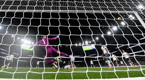 域卡利奧犯錯 熱刺迷噓爆