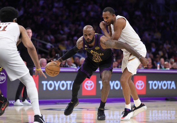 再傳LBJ約滿離隊 經理人保羅：不是事實