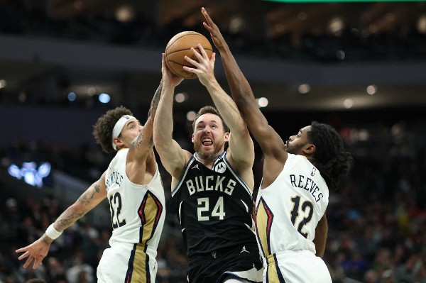 ESPN：干諾頓行使公鹿球員選項