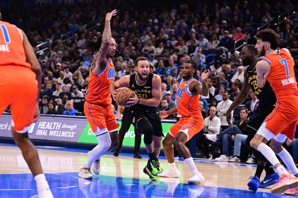 咖喱生涯首被吹惡意犯規