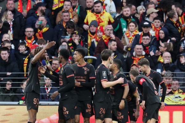 利記頭痛 謝利美積基法甲傷肩膀