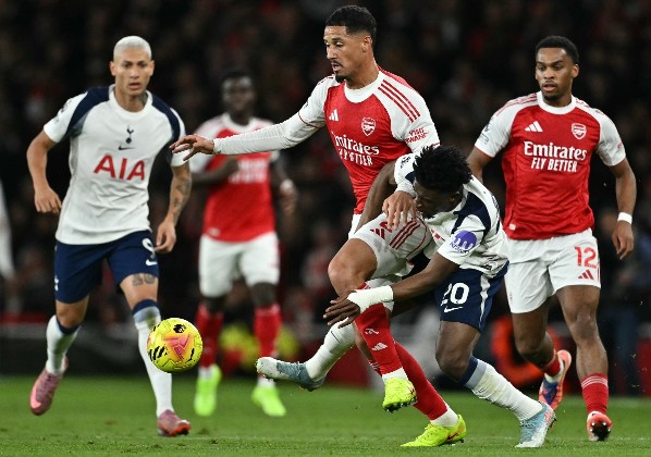 沙利巴：阿仙奴有力挑戰四冠