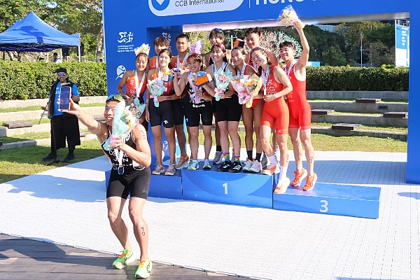 失意個人賽後更積極　港將合力奪接力賽銅牌