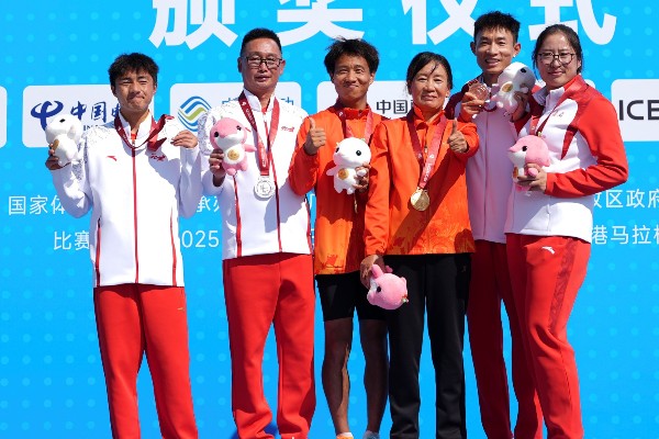 【全運】男女子馬拉松 林穎璋羅映潮中游完成