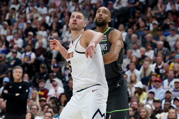 尤基治三雙屠「狼」  紐約人擒「鷹」