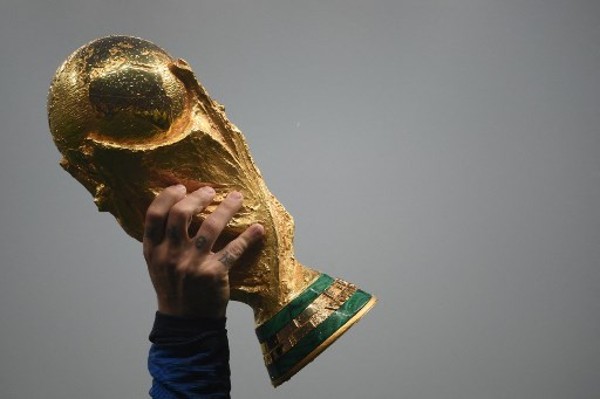 歐洲抗拒世界盃相隔兩年舉行