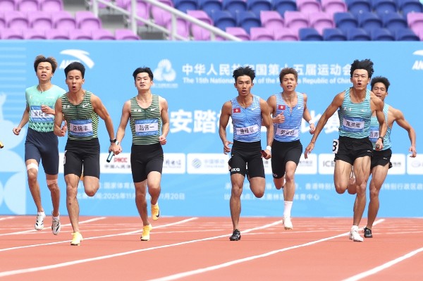 【全運】港隊男女子4x100接力無緣決賽