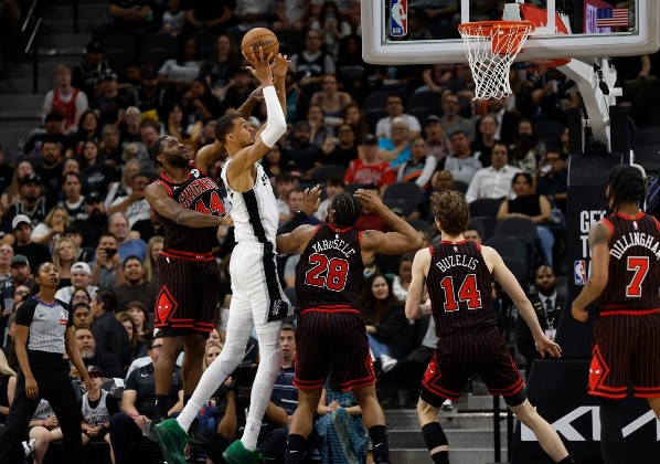 Wemby創NBA「雙雙」最快紀錄