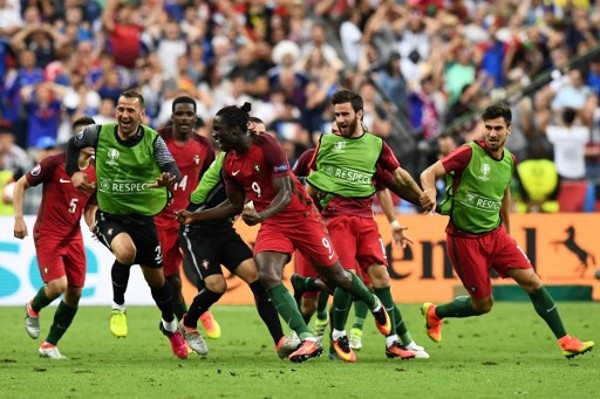 葡萄牙上屆贏法國捧盃。©AFP