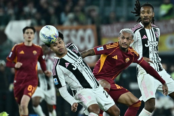 爭前4演入球騷 祖記補時3：3逼和羅馬